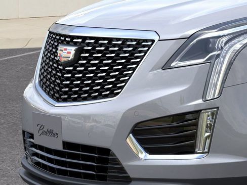 New 2026 Cadillac XT5 Luxury image 13