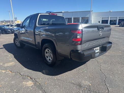 Used 2022 Nissan Frontier S image 5