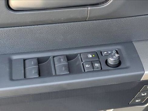 New 2026 Toyota Tundra Platinum AWD/4WD image 13