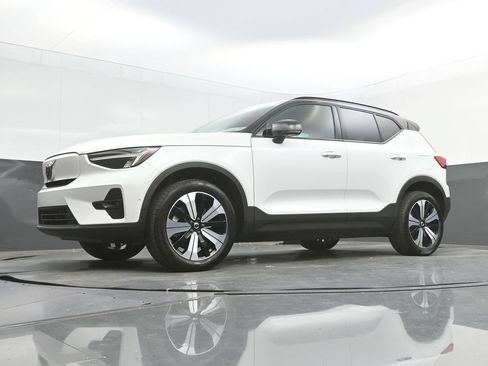 Certified 2023 Volvo XC40 Recharge Plus AWD/4WD image 31