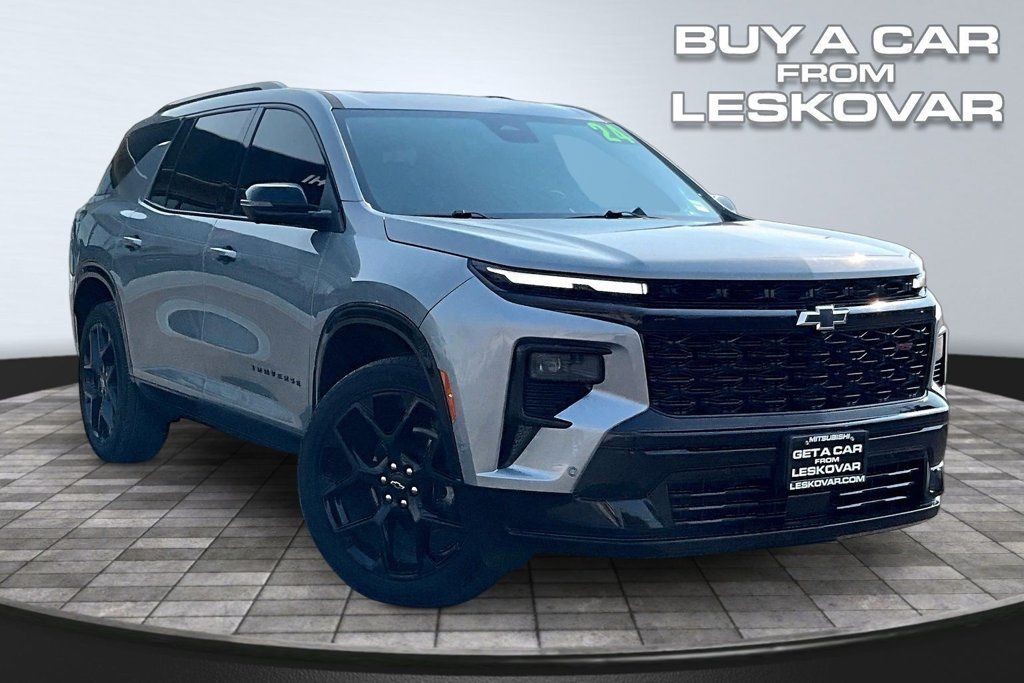 Used 2024 Chevrolet Traverse RS AWD/4WD image 1