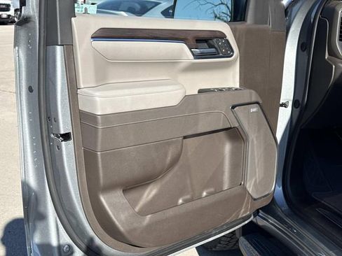 New 2026 GMC Sierra 1500 SLT w/ SLT Premium Plus Package image 15