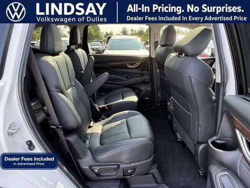 Used 2024 Subaru Ascent Touring AWD/4WD image 13