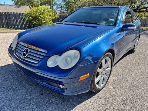 Used 2004 Mercedes-Benz C 230 Coupe image 3