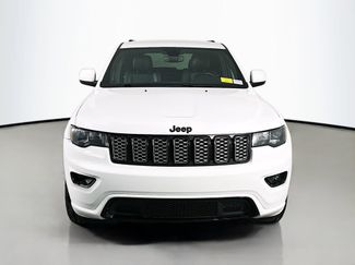 Used 2019 Jeep Grand Cherokee Altitude RWD video 2