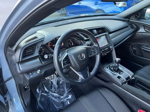 Used 2018 Honda Civic Sport image 10