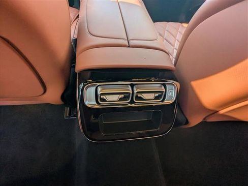 Certified 2023 Mercedes-Benz S 500 4MATIC image 18