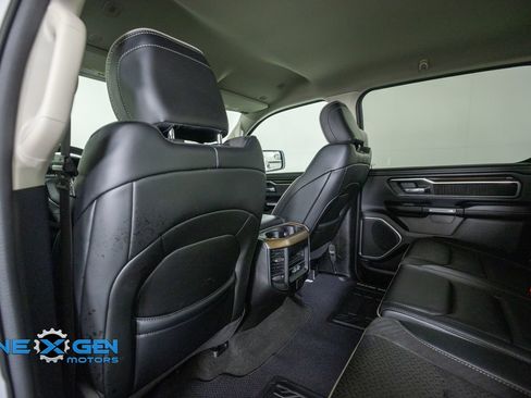 Used 2022 RAM 1500 Laramie AWD/4WD image 30