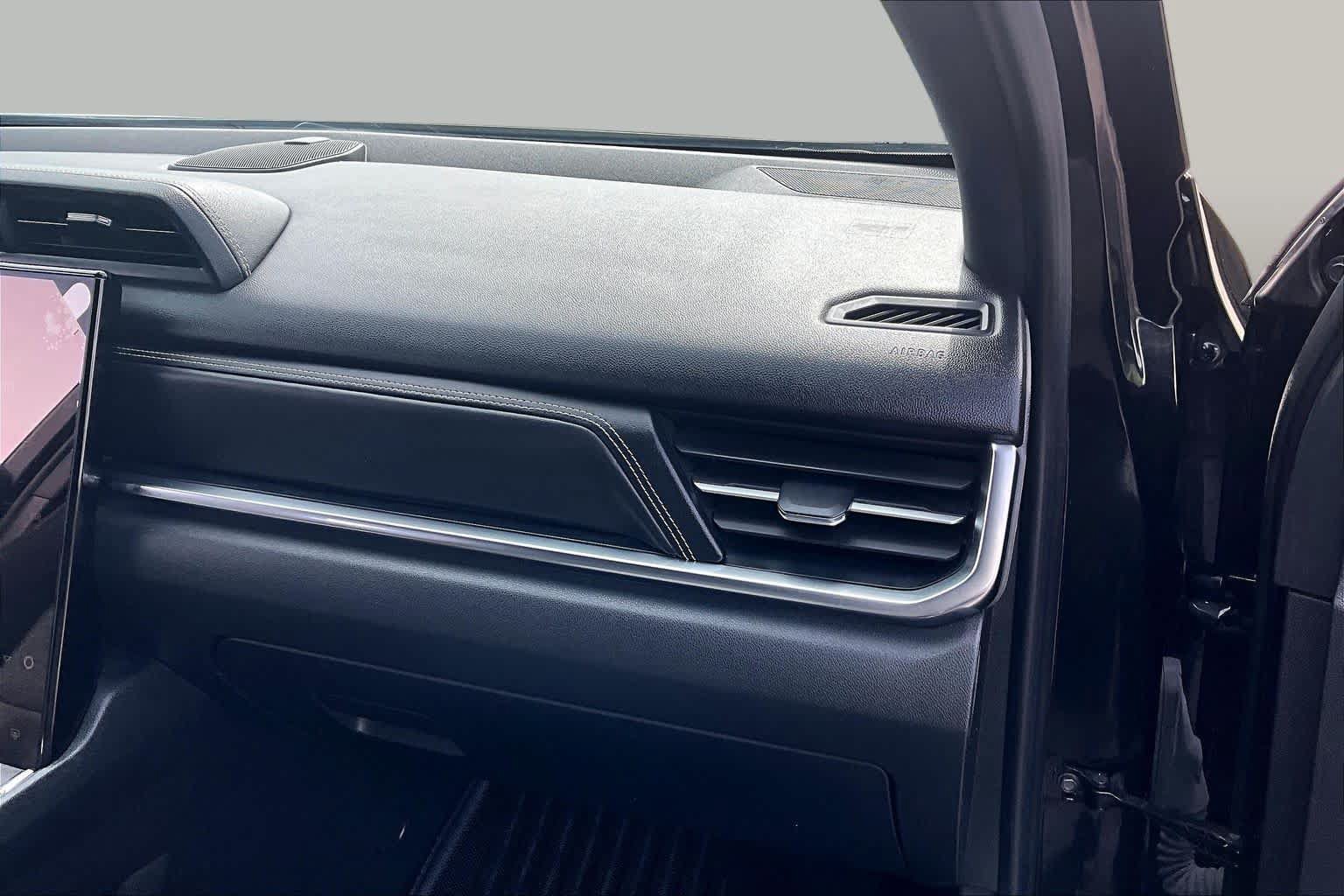 Used 2026 GMC Terrain Elevation w/ Black Edition FWD image 19
