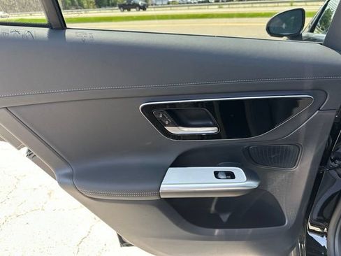New 2026 Mercedes-Benz GLC 300 4MATIC image 16