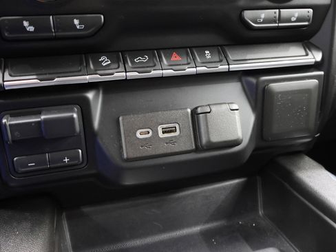 Used 2021 GMC Sierra 2500 SLE w/ X31 Off-Road Package image 43