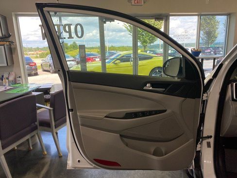 Used 2019 Hyundai Tucson SE AWD/4WD image 7