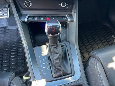 Used 2022 Audi Q3 2.0T Premium Plus w/ Premium Plus Package image 33