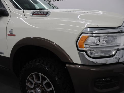 Used 2019 RAM 2500 Limited AWD/4WD image 29