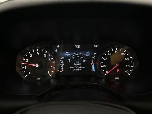 Used 2025 Jeep Compass Trailhawk AWD/4WD image 9