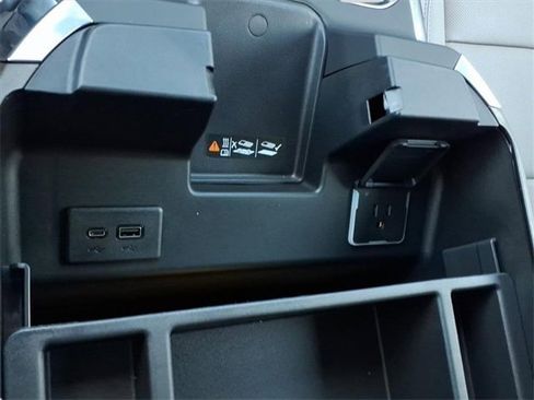 New 2026 GMC Sierra 1500 SLT w/ SLT Premium Plus Package image 15