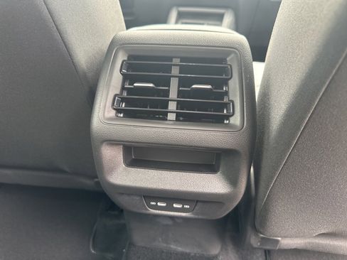 New 2025 Volkswagen Tiguan S image 13