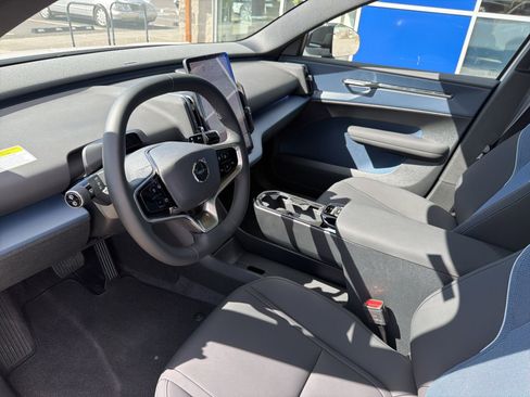 New 2026 Volvo EX30 Cross Country Ultra w/ Protection Package Premier image 20