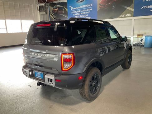 New 2026 Ford Bronco Sport Badlands w/ Sasquatch Badlands Package AWD/4WD image 5