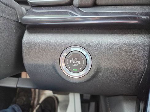 Used 2026 GMC Terrain AT4 w/ Technology Package II AWD/4WD image 29