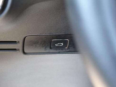 Certified 2023 Volvo C40 P8 Recharge Plus w/ Climate Package AWD/4WD image 19