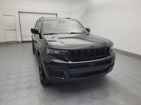 Used 2021 Jeep Grand Cherokee L Laredo image 14