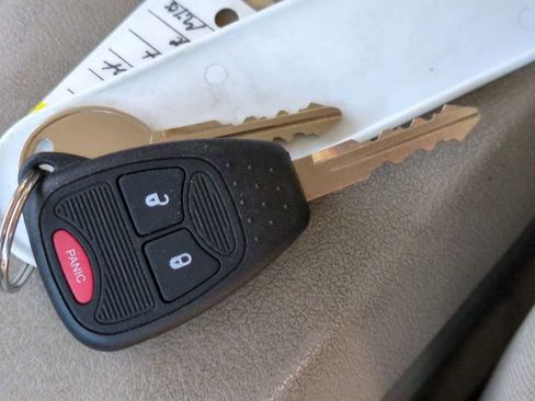 Used 2010 Jeep Patriot Latitude image 33