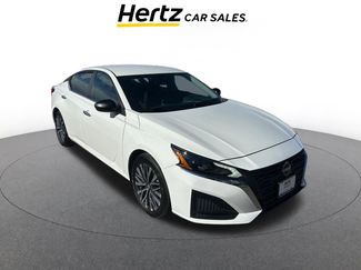 Used 2025 Nissan Altima 2.5 SV video 1