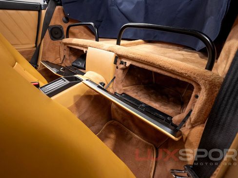 Used 1992 Porsche 911 Carrera image 60