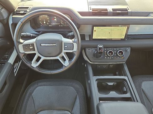 Used 2024 Land Rover Defender 110 X-Dynamic SE AWD/4WD image 18