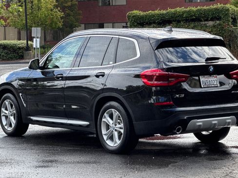 Used 2021 BMW X3 xDrive30e image 5