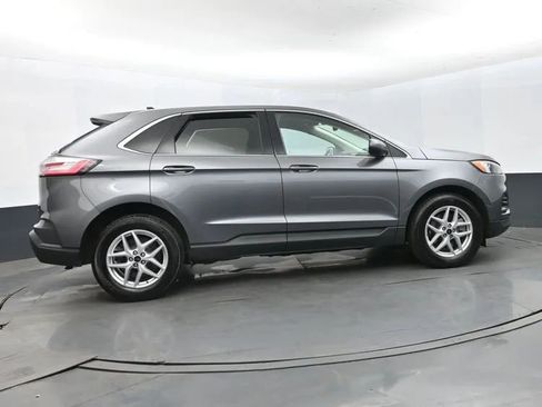 Used 2024 Ford Edge SEL AWD/4WD image 4