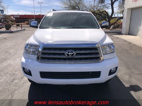 Used 2017 Toyota Sequoia Limited w/ Safety & Convenience Package image 3