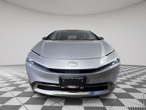 New 2026 Toyota Prius Plug-In Hybrid image 8