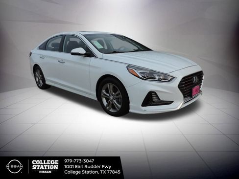 Used 2018 Hyundai Sonata Limited image 3