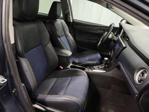 Used 2019 Toyota Corolla SE FWD image 26