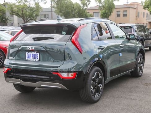 New 2026 Kia Niro Wind FWD image 17