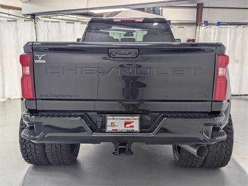 Used 2026 Chevrolet Silverado 3500 LTZ image 30