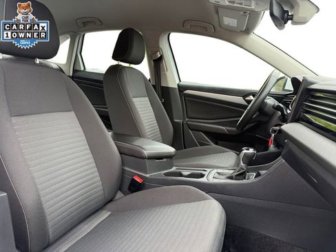 Used 2025 Volkswagen Jetta S FWD image 15