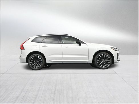 New 2026 Volvo XC60 B5 Ultra w/ Protection Package Premier AWD/4WD image 26