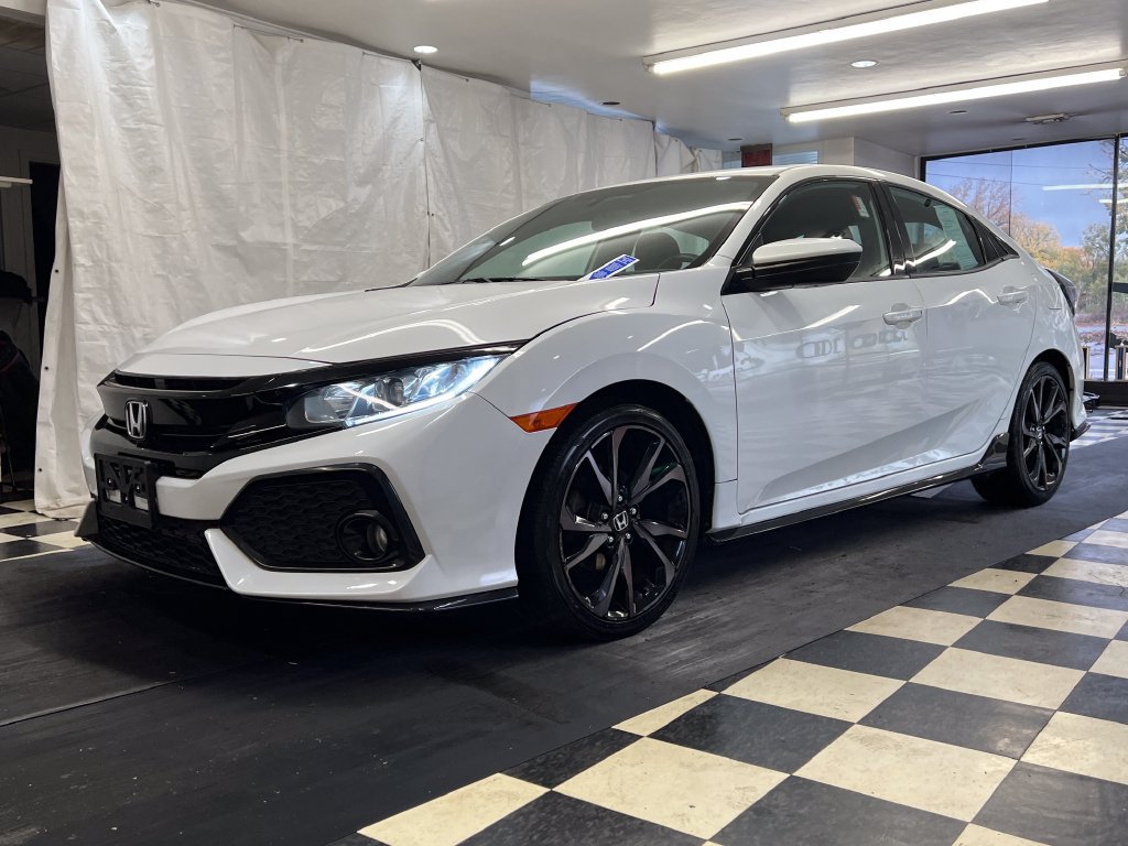 Used 2017 Honda Civic Sport image 5