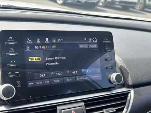 Used 2021 Honda Accord EX-L image 17