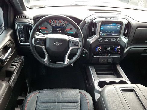 Used 2022 Chevrolet Silverado 1500 RST image 11