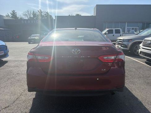 Used 2020 Toyota Camry LE image 3