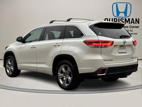Used 2018 Toyota Highlander Limited image 4