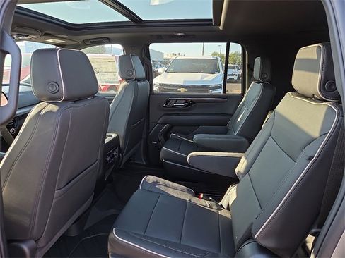 New 2026 Chevrolet Suburban Premier w/ Sun And Tow Package image 8