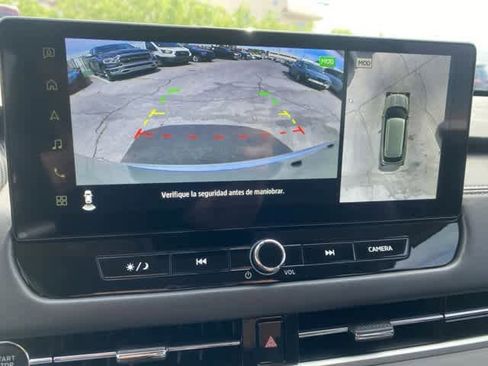 Used 2025 Mitsubishi Outlander SE FWD image 21