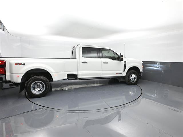 Certified 2025 Ford F350 King Ranch w/ Chrome Package AWD/4WD image 32