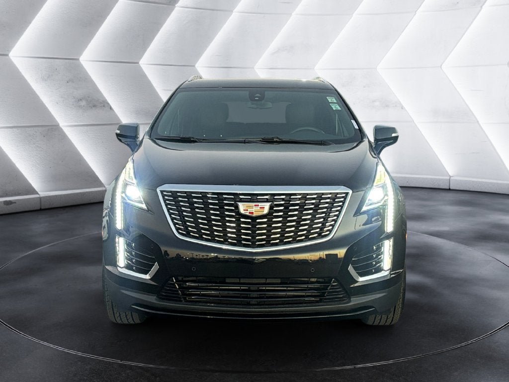 Certified 2024 Cadillac XT5 Luxury FWD image 8
