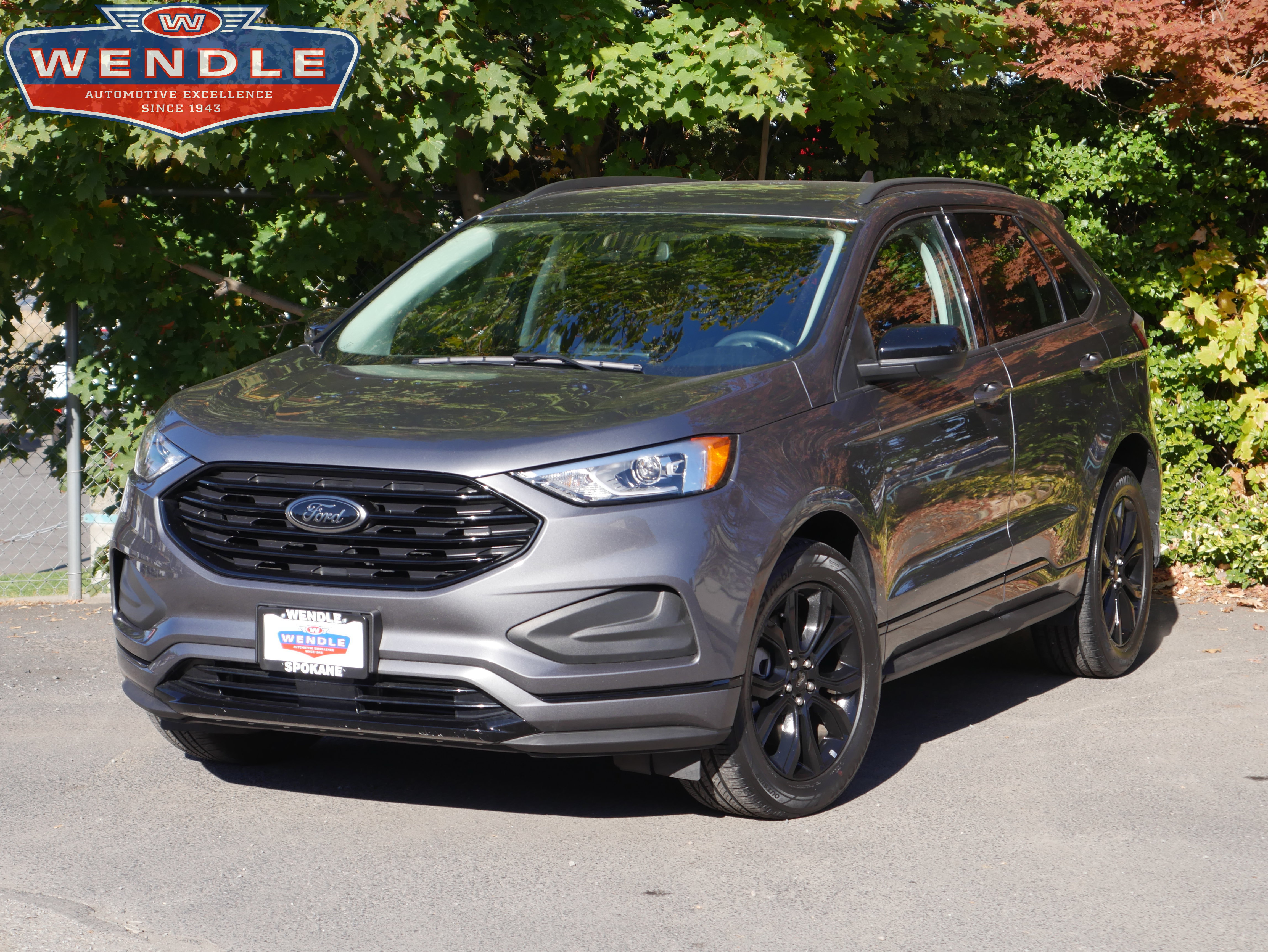 Certified 2023 Ford Edge SE w/ Black Appearance Package AWD/4WD image 1